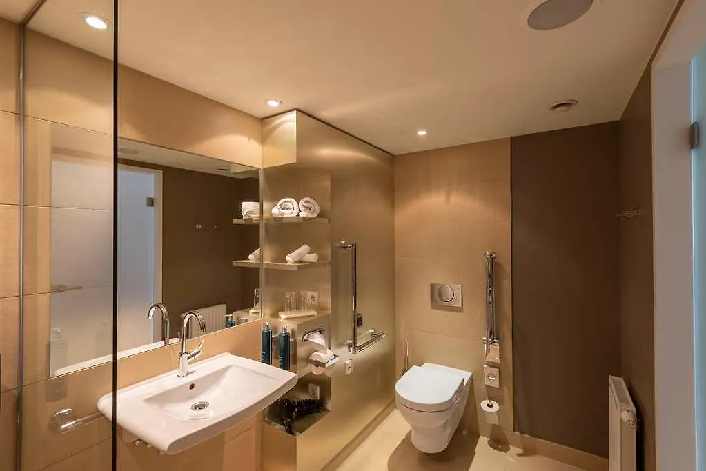 Doubletree By Hilton Vienna Schonbrunn Hotel