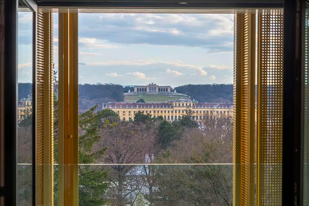 Doubletree By Hilton Vienna Schonbrunn Hotel