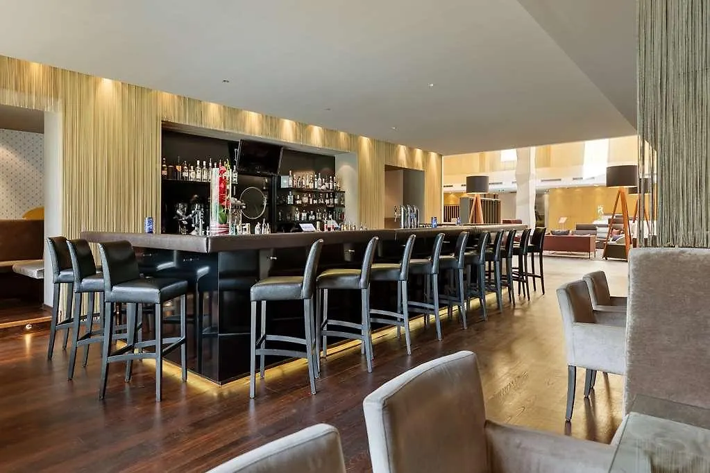 Doubletree By Hilton Vienna Schonbrunn Hotel