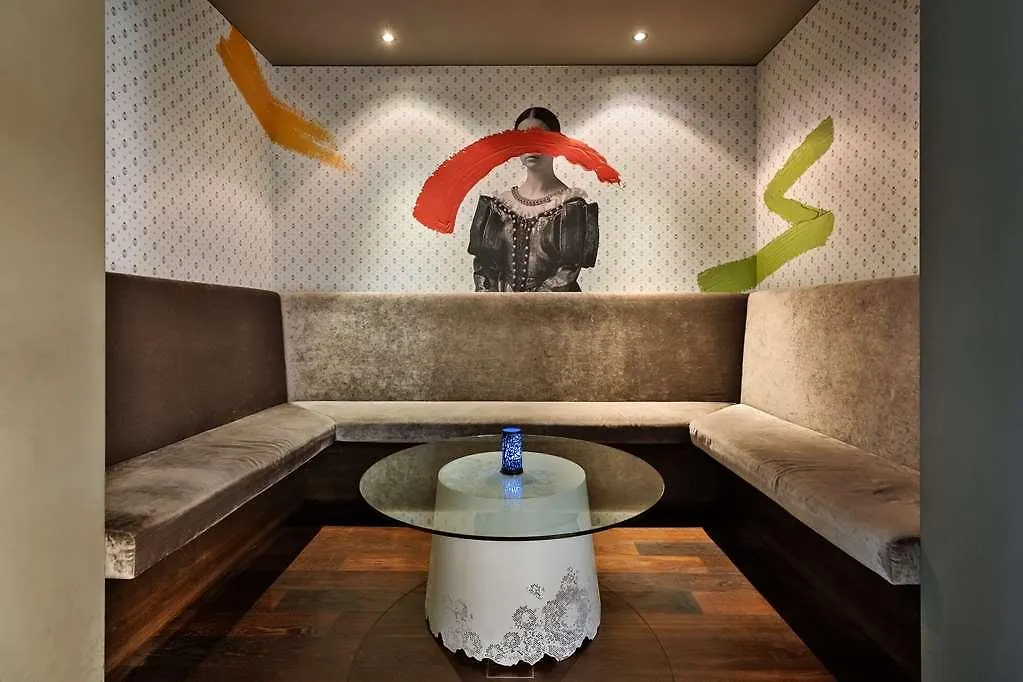 Doubletree By Hilton Vienna Schonbrunn Hotel