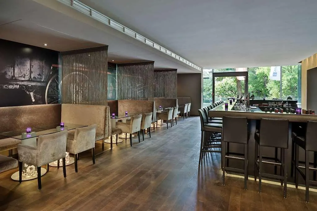 Doubletree By Hilton Vienna Schonbrunn Hotell